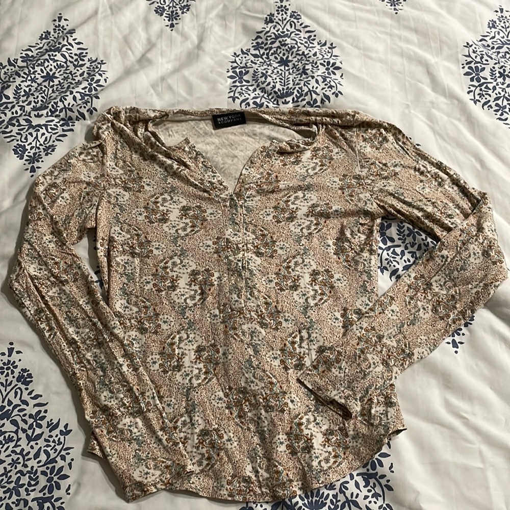 New York & Company Softest Long Sleeve Top